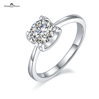 Minimalist Round Cut Moissanite Ring