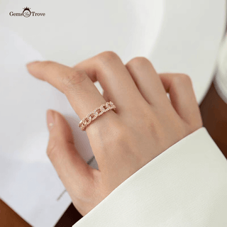 Elegant Diamond Curb Ring