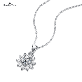 Moissanite Classic Flower Pendant