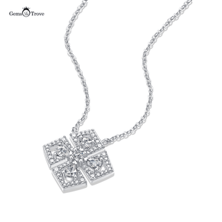 Moissanite Diamond 4 leafs Necklace Pendant
