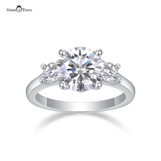 Classico Moissanite Tre Pietre Ring