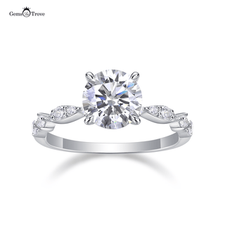 Dazzling Round Cut Moissanite Ring
