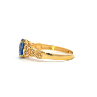 Vintage Oval Sapphire Diamond Ring