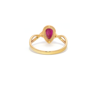 Élise Ruby Curve Ring