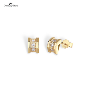 Elegant Stud Earrings Moissanite