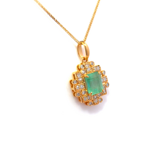 Emerald Aurora Crown Pendant