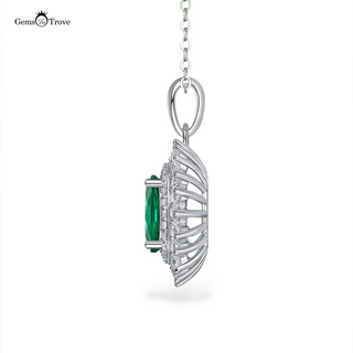 Oval Emerald Sparkling Pendant