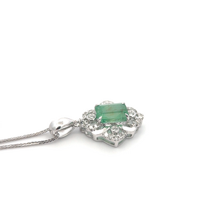 Smeraldo Aura Diamond Pendant