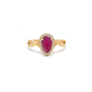 Élise Ruby Curve Ring