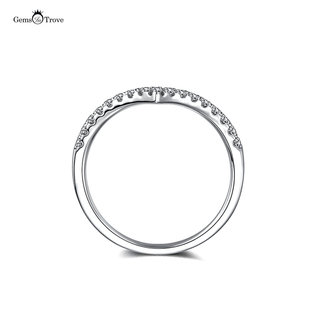 Classic Chevron Moissanite Diamonds Band