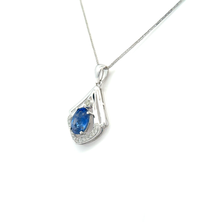 Oval Sapphire White Gold Pendant