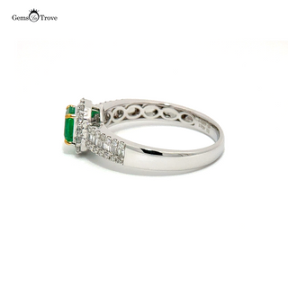 Luxury emerald wedding band with Colombian stone and diamonds 