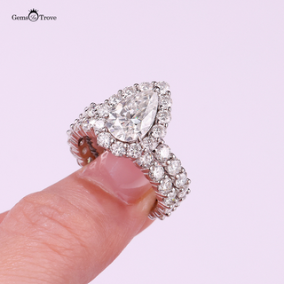 Teardrop Moissanite Stackable Ring Set