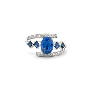 Royal Blue Sapphire Quad-Sided Diamond Ring