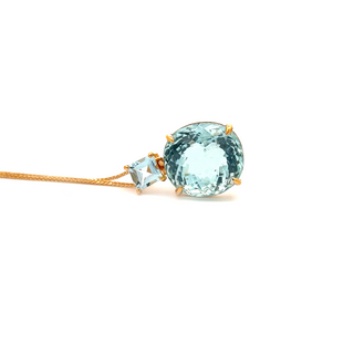 Classic Aquamarine Oval Pendant