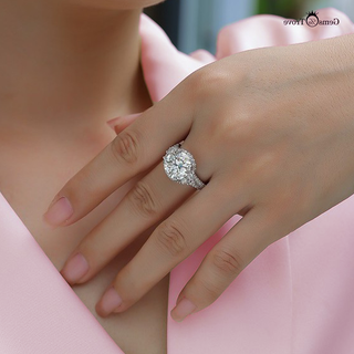 Sparkling Ice Moissanite Ring