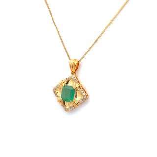 Emerald Étoile Halo Pendant